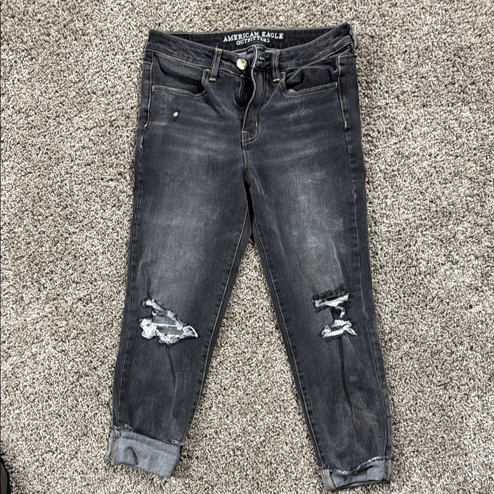 American Eagle Outfitters Black Distressed Women's Jeggings